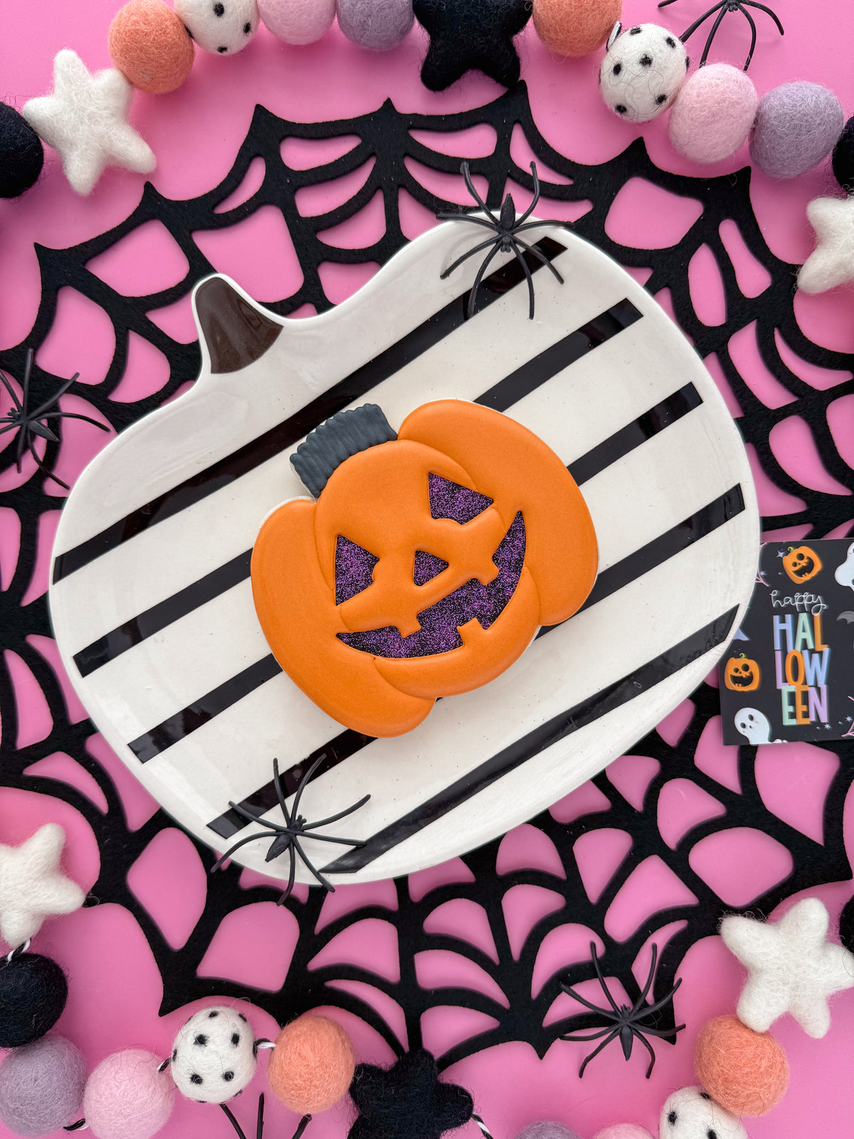 Classic Jack-o-Lantern Pumpkin Single Cookie